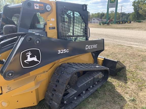 Image of John Deere 325G equipment image 3