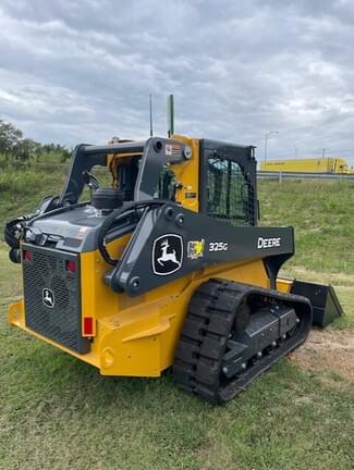 Image of John Deere 325G equipment image 3