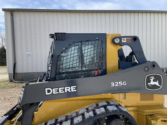 Image of John Deere 325G equipment image 3