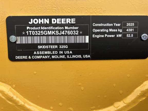 Image of John Deere 325G equipment image 1