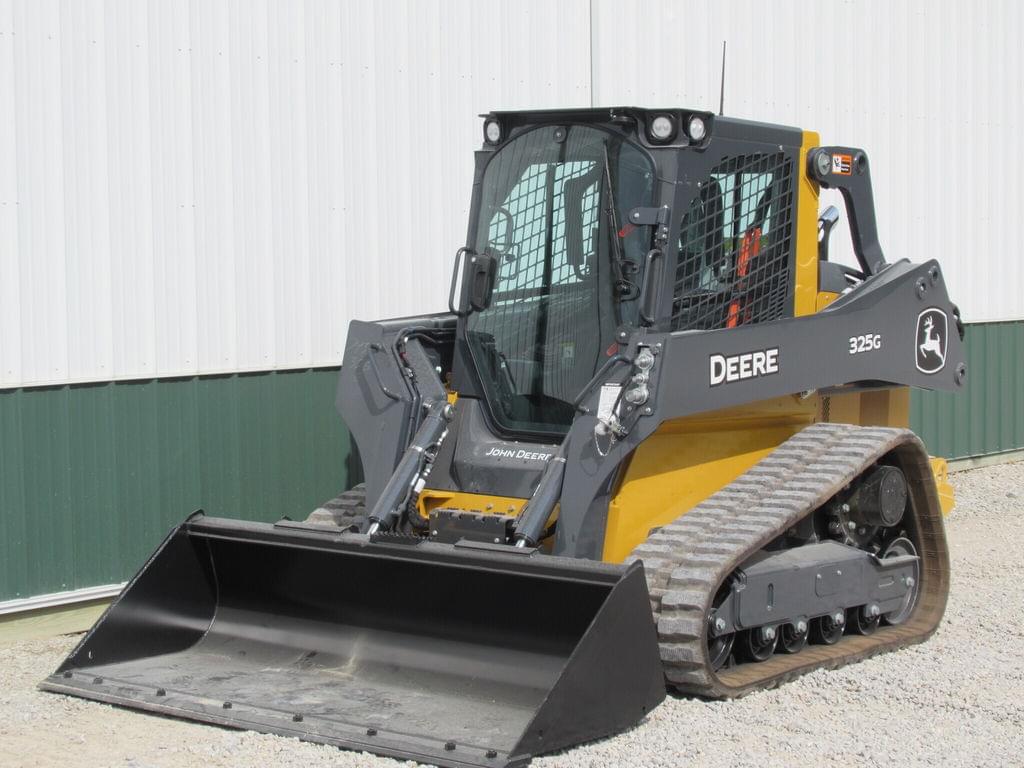 Image of John Deere 325G Primary image