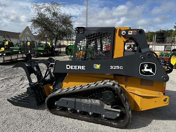 Image of John Deere 325G equipment image 4