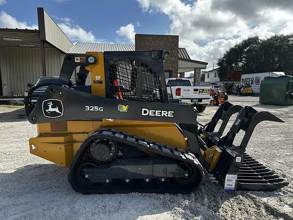 Image of John Deere 325G Primary image