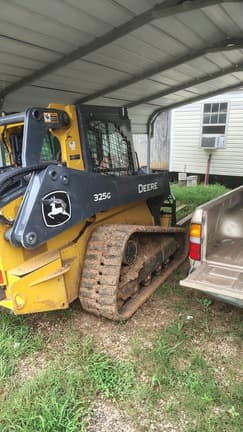 Image of John Deere 325G equipment image 3