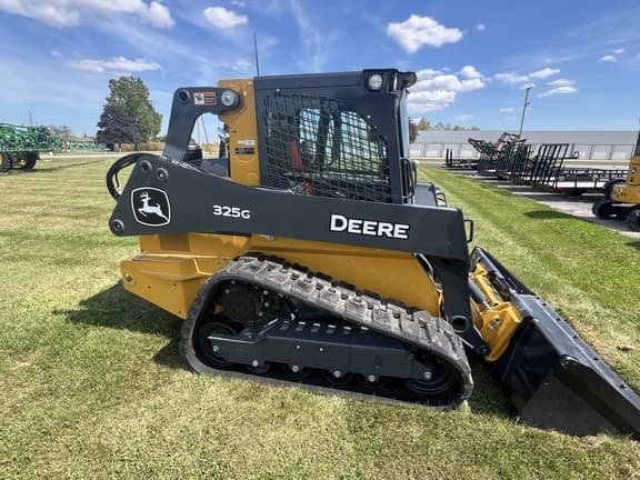 Image of John Deere 325G equipment image 1