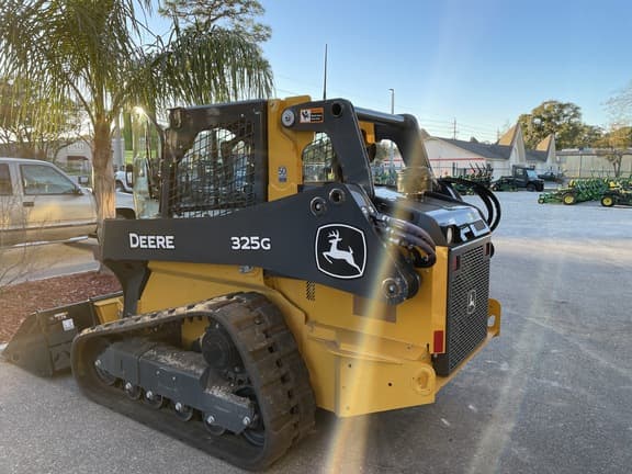 Image of John Deere 325G equipment image 4