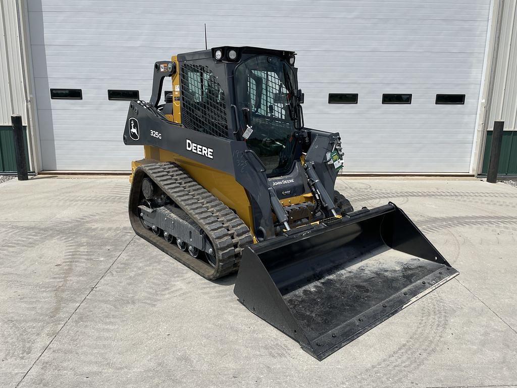 Image of John Deere 325G Primary image