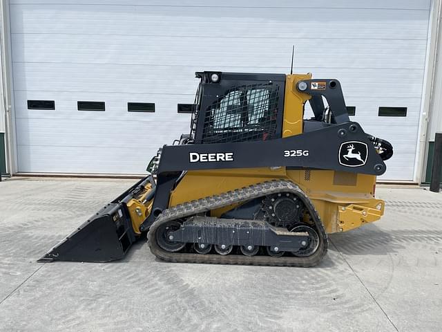 Image of John Deere 325G equipment image 1