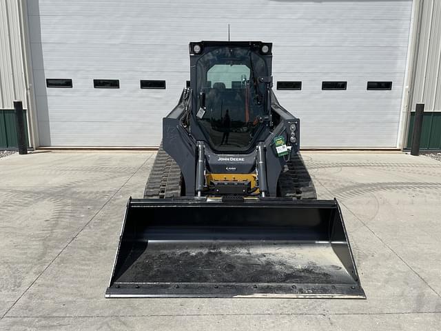 Image of John Deere 325G equipment image 2