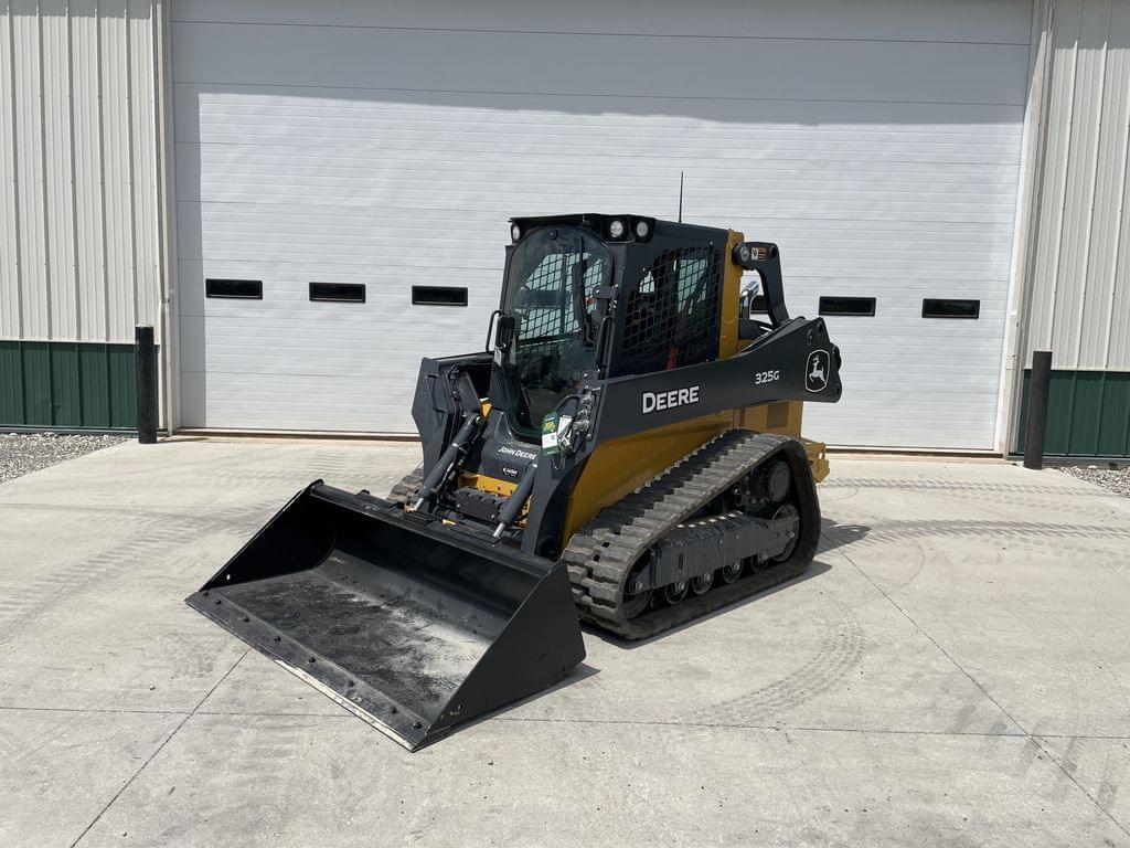 Image of John Deere 325G Primary image