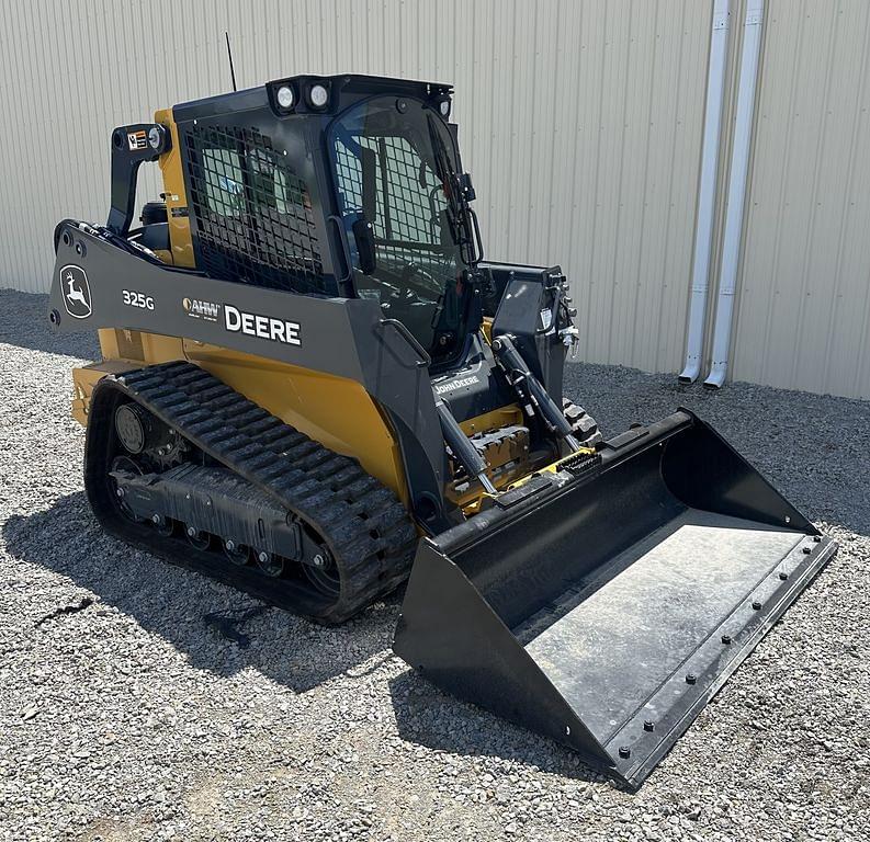 Image of John Deere 325G Image 1