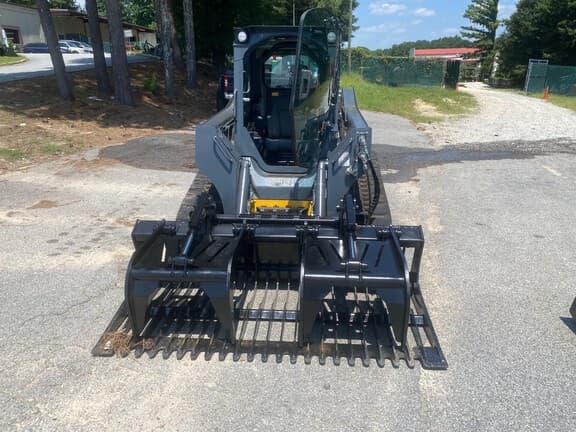 Image of John Deere 325G equipment image 1