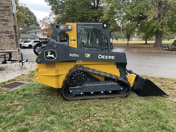 Image of John Deere 325G equipment image 3