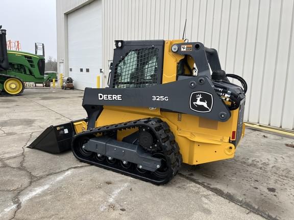 Image of John Deere 325G equipment image 1