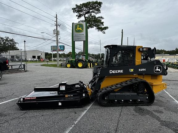 Image of John Deere 325G equipment image 3