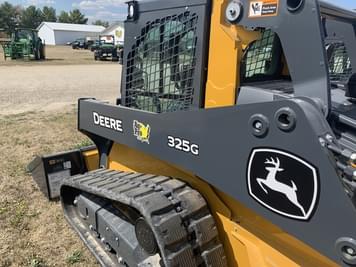Main image John Deere 325G