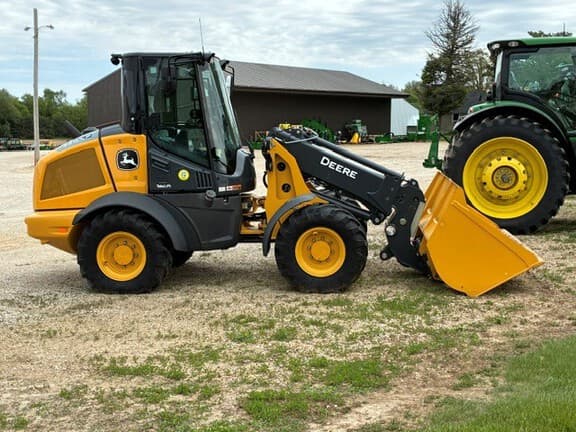 Image of John Deere 326P equipment image 1