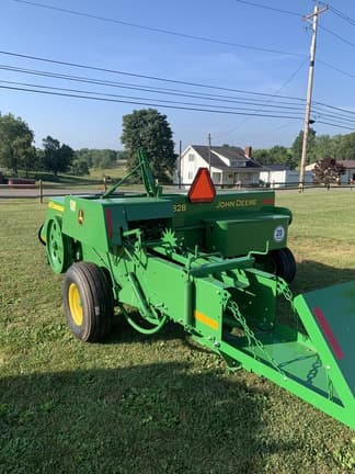 Image of John Deere 328 equipment image 3