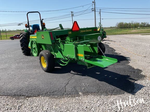Image of John Deere 328 equipment image 1