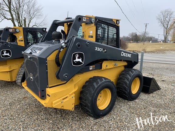 Image of John Deere 330P equipment image 3