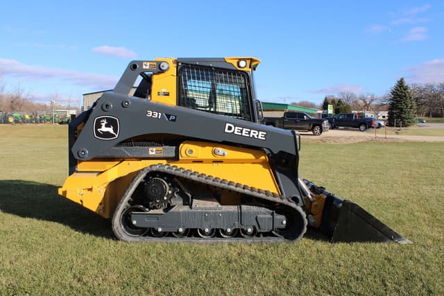 Image of John Deere 331P equipment image 1