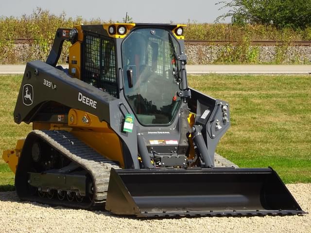 Image of John Deere 333P equipment image 2