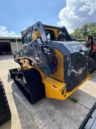 Image of John Deere 333P equipment image 3