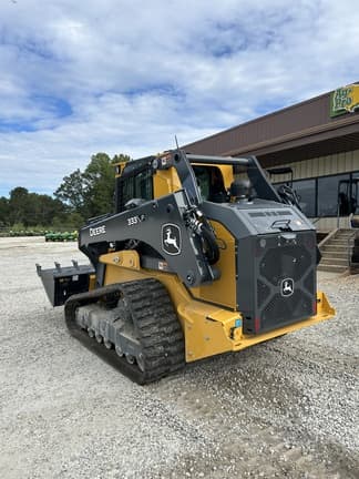 Image of John Deere 333P equipment image 4