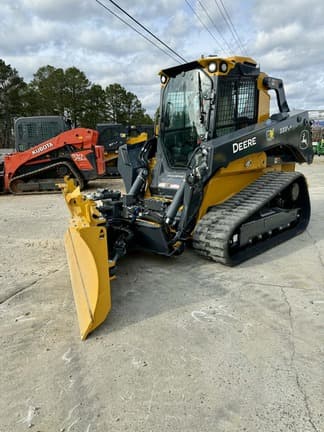 Image of John Deere 333P equipment image 3