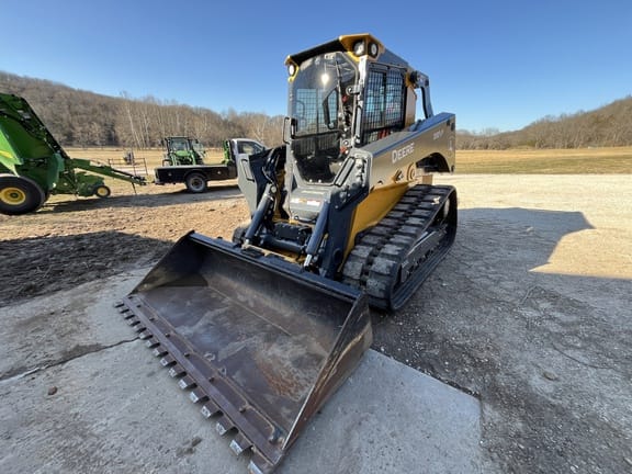2025 John Deere 333P Equipment Image0