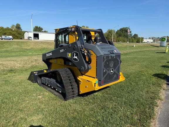 Image of John Deere 333P equipment image 2