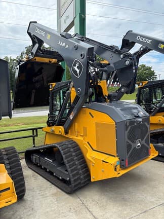 Image of John Deere 333P Primary image