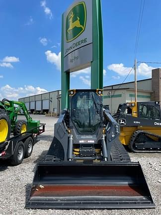 Image of John Deere 333P equipment image 3
