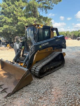 Image of John Deere 333P equipment image 2