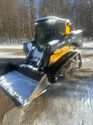 Image of John Deere 333P Primary image