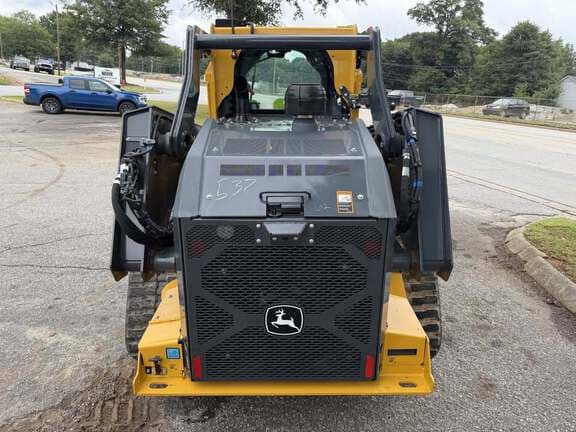 Image of John Deere 333P equipment image 2