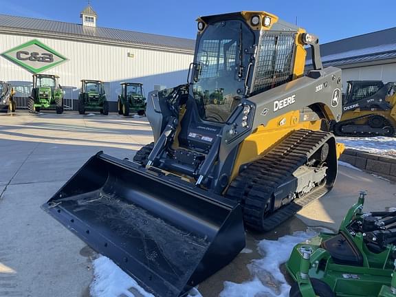 Image of John Deere 333P equipment image 1