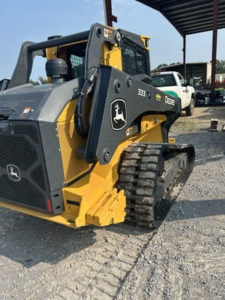 Image of John Deere 333P equipment image 3