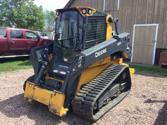 Image of John Deere 333P equipment image 3