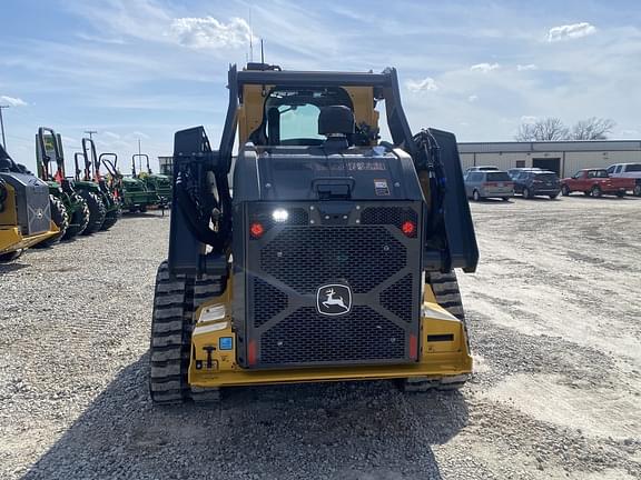 Image of John Deere 333P equipment image 3