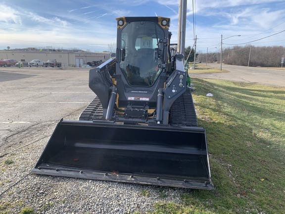 2025 John Deere 333P Equipment Image0