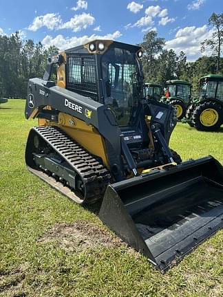 Image of John Deere 333P Image 0