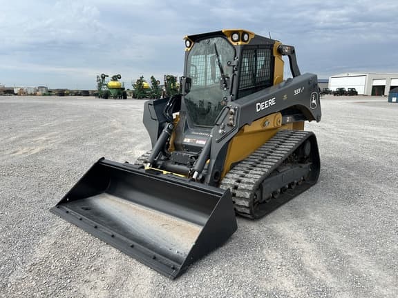 Image of John Deere 333P Primary image