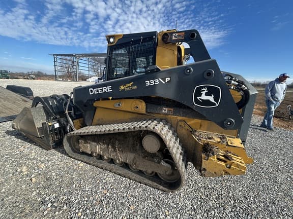Image of John Deere 333P equipment image 2