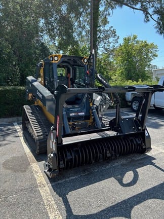 2025 John Deere 333P Equipment Image0