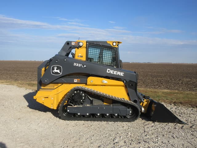 Image of John Deere 333P equipment image 3