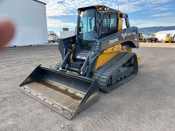 Image of John Deere 333P Primary image