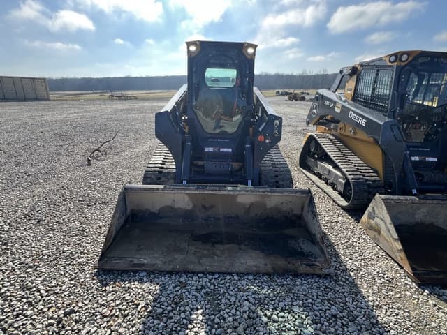 Image of John Deere 333P equipment image 1