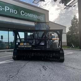 Image of John Deere 333P equipment image 1