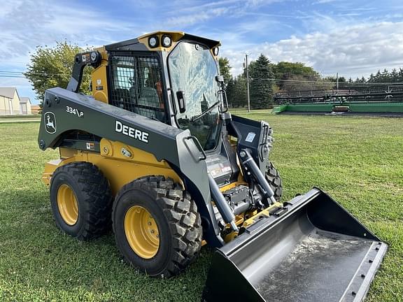 Image of John Deere 334P equipment image 3